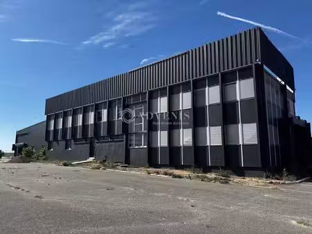 entrepôt à louer