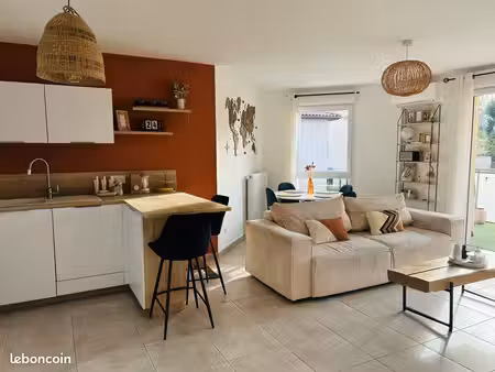 appartement t3 lumineux et traversant - 67 m²