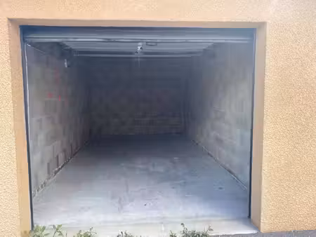 parking à louer