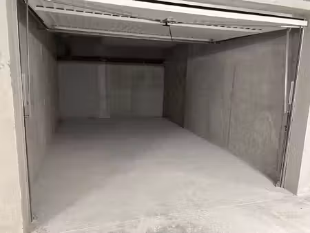 parking à louer