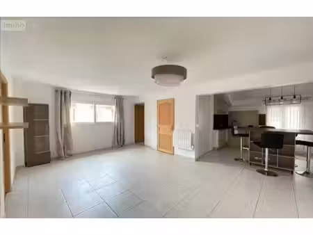 local commercial à vendre