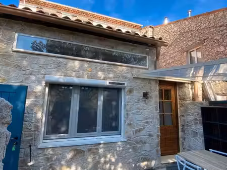 petite maison de hameau meublee