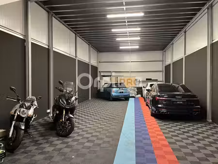 location local d’activités brie comte robert 77170 275m²