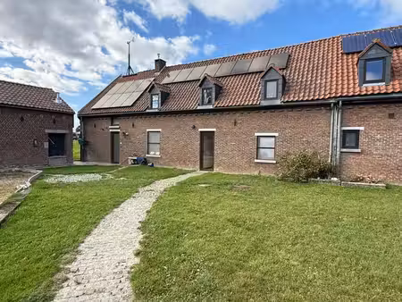 bel appartement lumineux 1 chambre à la campagne- cul de sac