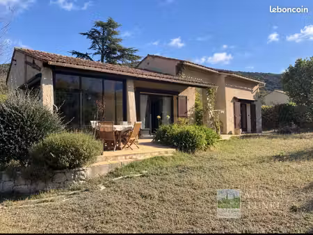 villa 3 pièces 107 m²