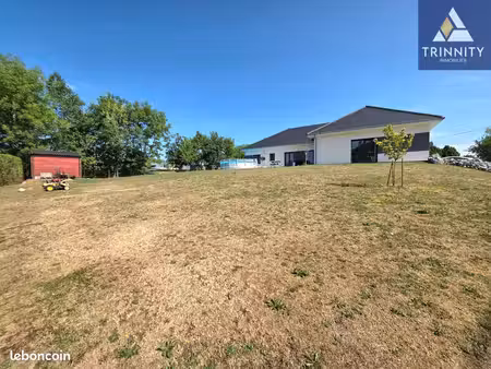 maison 6 pièces 145 m²
