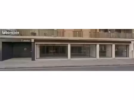 boutique 1020 m² marseille