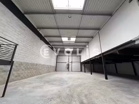 location local d’activités 784m² à 4174m²