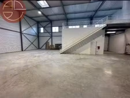 location entrepôt mondouzil 31850 618m²
