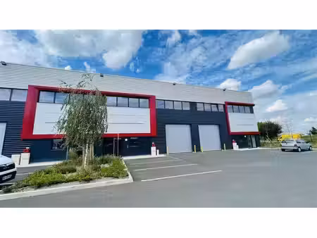 location local d’activités chanteloup en brie 77600 390m² à 2069m²