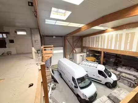 location local d’activités chanteloup les vignes 78570 550m²