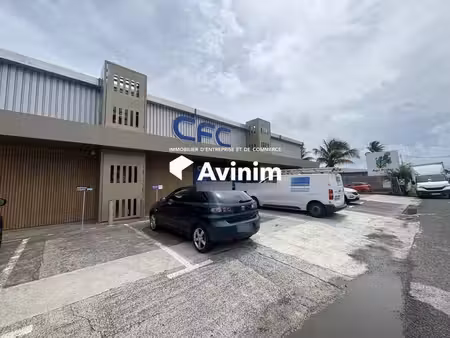 location local d’activités baie-mahault 97122 604m²