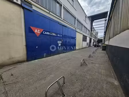 location local d’activités bobigny 93000 1030m²