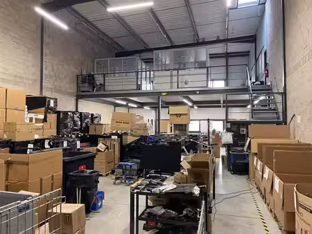 location local d'activités valergues 440 m²