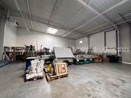 location local d’activités ittenheim 67117 391m²