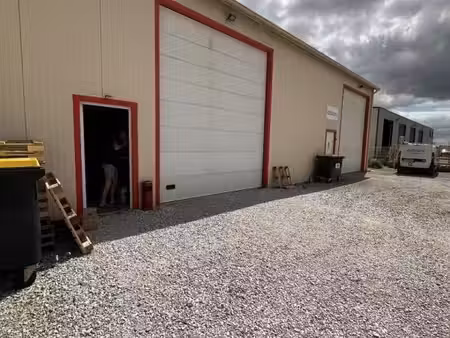 location entrepôt verfeil 31590 300m²