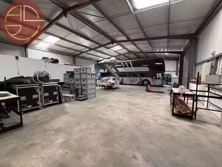 location entrepôt fronton 31620 730m²