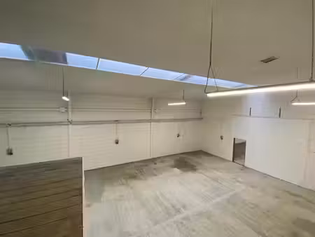location entrepôt castelginest 31780 175m²