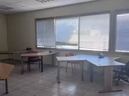 location entrepôt tournefeuille 31170 2700m²