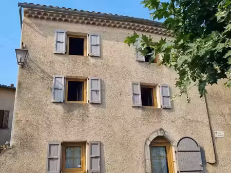 maison de village avec garage