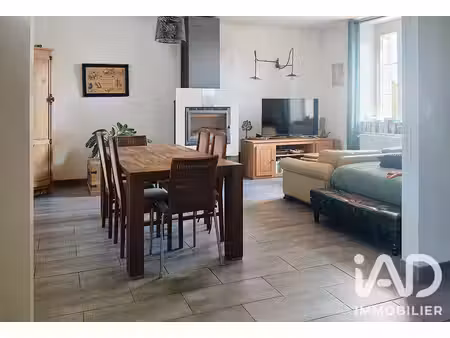 maison à bourg-et-comin (02160)