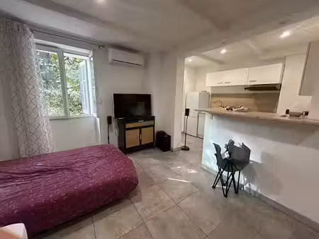 vente appartement 1 pièce 30.5 m² à garéoult (83136)  96 000 €