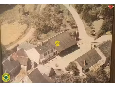longère 212m².dépendances 300m²