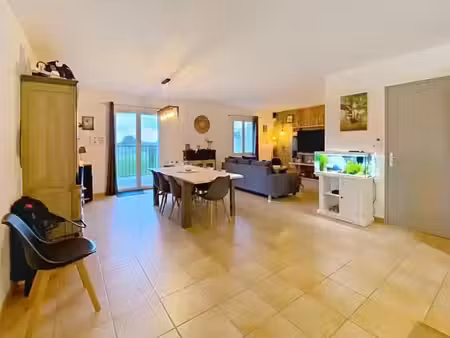 exclusivite maison 5 pièces 118 m2 de plain pied avec grand garage
