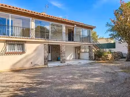 vente maison à saint-raphaël (83530) : à vendre / 134m² saint-raphaël