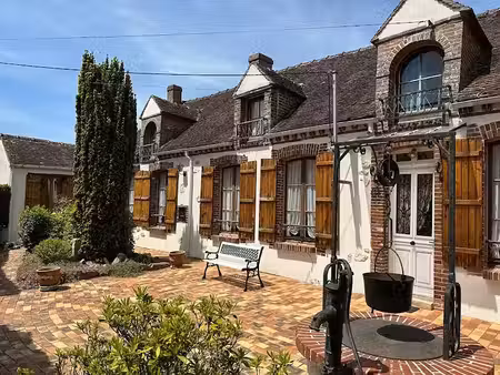 location maison 5 pièces 135 m² à hermé (77114)  1 200 €