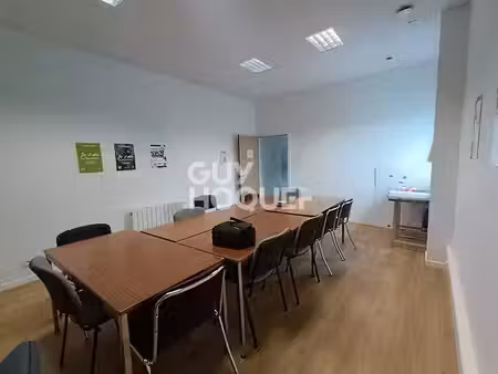 location locaux professionnels 0 pièces 150 m² à dinan (22100)  2 000 €