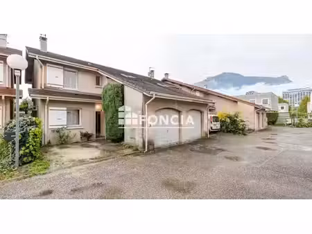 vente maison 5 pièces 108 m² à grenoble (38000)  270 000 €