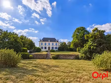 vente manoir 8 pièces 333 m² à saint-porchaire (17250)  525 000 €