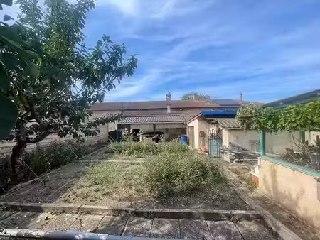 vente maison 5 pièces 125 m² à bourg-de-thizy (69240)  99 900 €