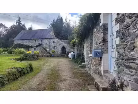 vente maison 8 pièces 96 m² à saint-mayeux (22320)  225 500 €