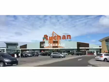 local commercial à louer