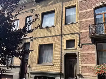maison de maître à rénover avec garage – ixelles
