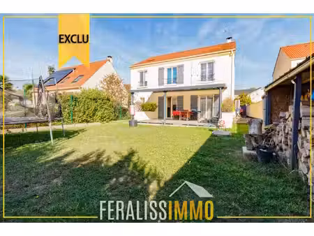 secteur idéal pour cette belle maison récente de 4 chambres.