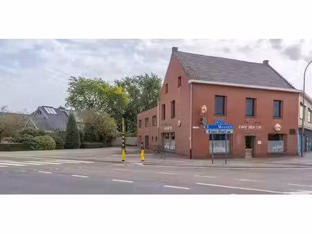 bien commercial à vendre à neeroeteren pour € 349.000