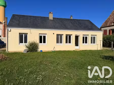 maison de village à vald’yerre (28290)