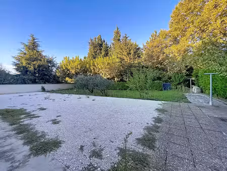 terrain montfavet