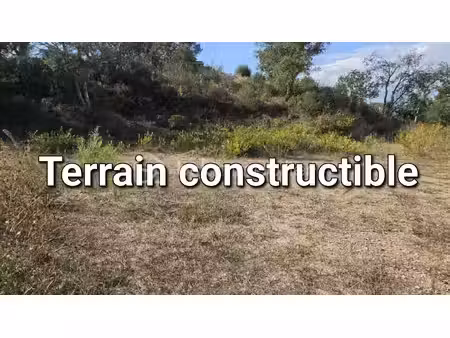 terrain de 1 400 m² à vidauban