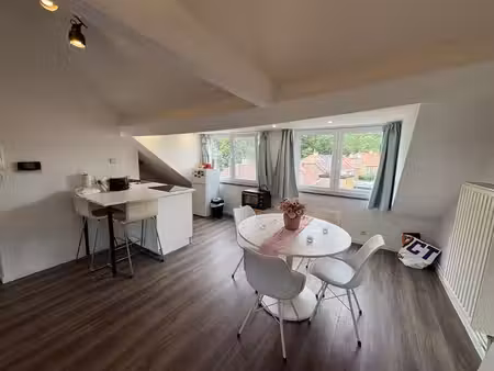 investissement ideal- studio en tres bon etat- peu de charge