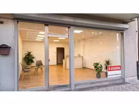 local commercial de 117m² à vendre liège