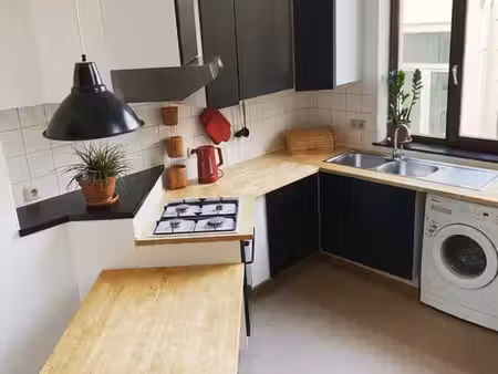appartement 2 chambres à saint-gilles  lumineux