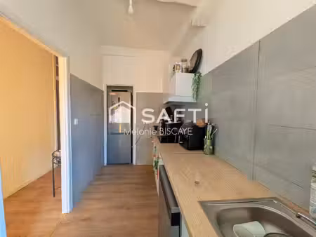 maison de ville de 96m² louée 850/mois