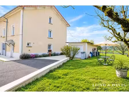 maison dauphinoise à luzinay de 113 m²