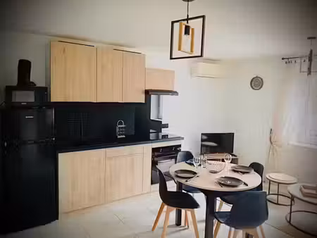 location meublée appartement 2 pièces 56 m² à castres (81100)  685 €