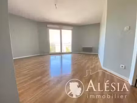 location appartement 3 pièces 55.64 m² à chalons-en-champagne (51000)  600 €