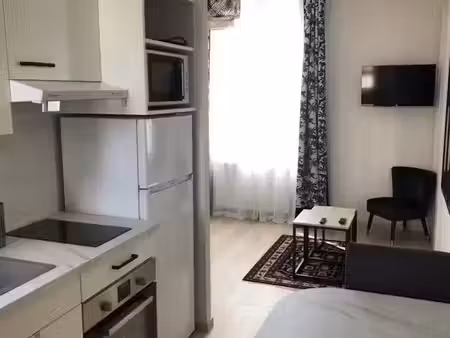 location meublée appartement 1 pièce 22 m² à rouen (76000)  660 €